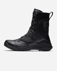 Black Nike SFB Field 2 8” Boots | FXNTY6719